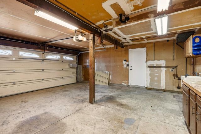 1100 Glacier Avenue, Pacifica, CA 94044