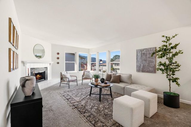 1100 Glacier Avenue, Pacifica, CA 94044