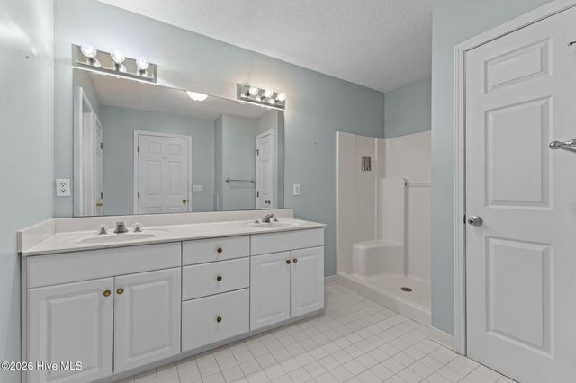 120 Robin Crescent, Cape Carteret, NC 28584