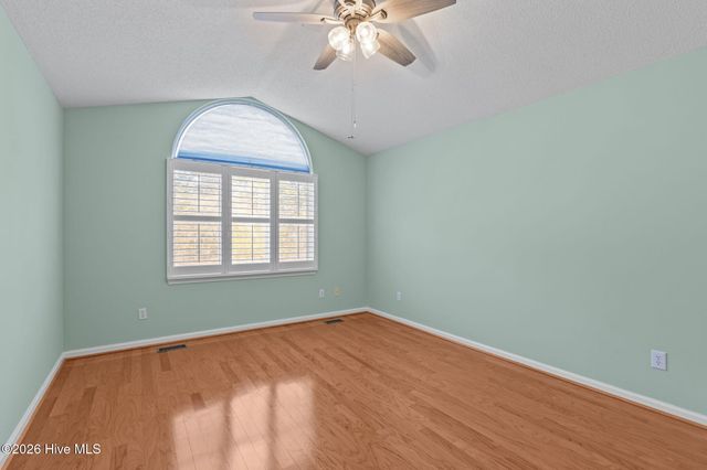 120 Robin Crescent, Cape Carteret, NC 28584