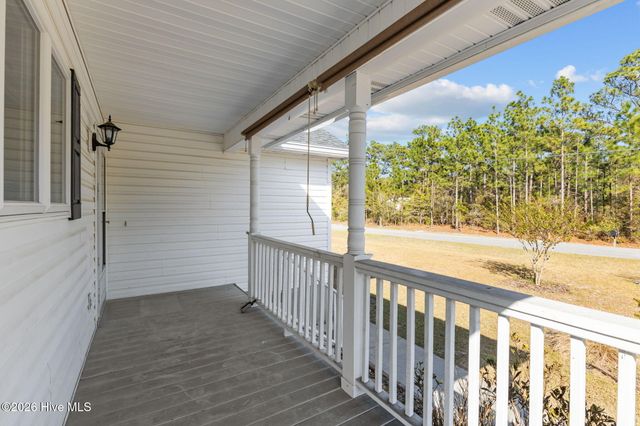 120 Robin Crescent, Cape Carteret, NC 28584