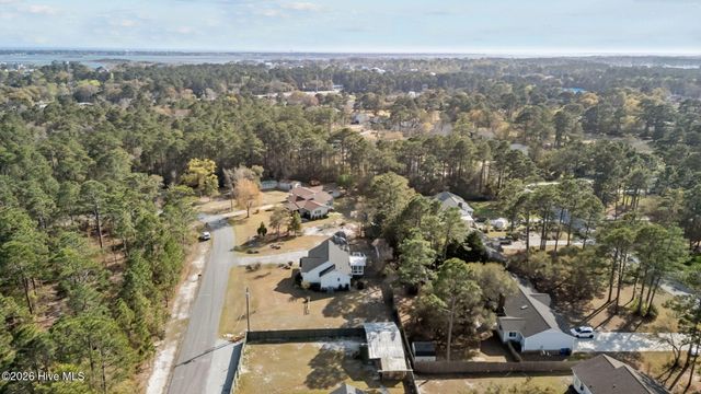 120 Robin Crescent, Cape Carteret, NC 28584