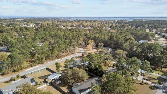 120 Robin Crescent, Cape Carteret, NC 28584