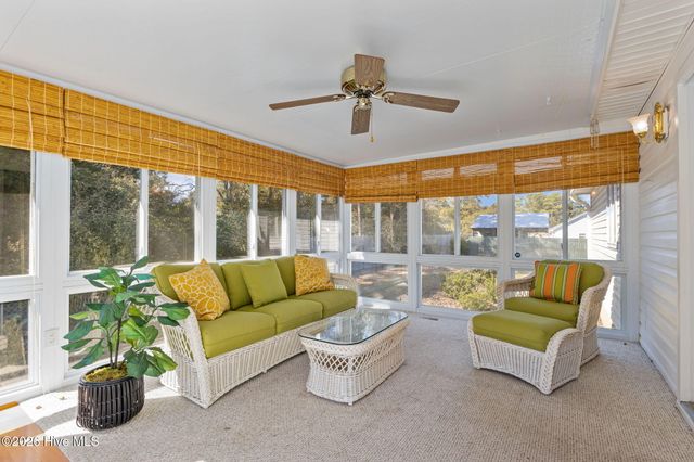 120 Robin Crescent, Cape Carteret, NC 28584