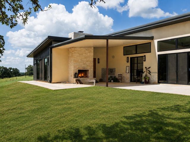 2181 County Road 481, Thrall, TX 76578