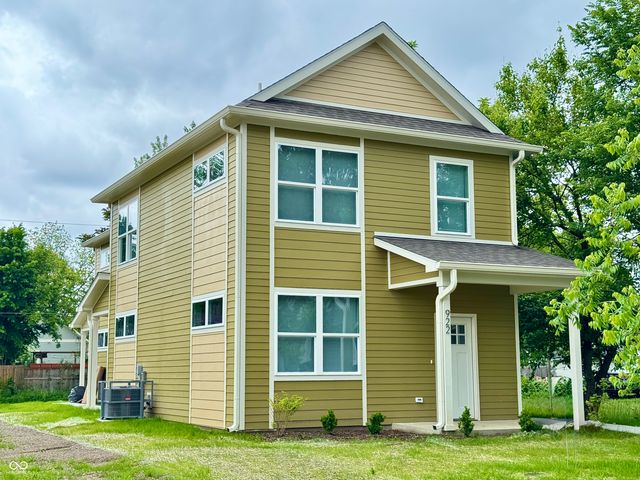 924 N Oakland Avenue, Indianapolis, IN 46201