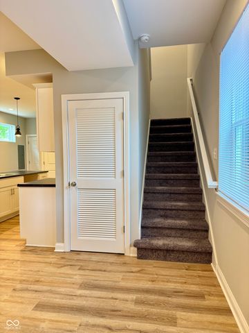 924 N Oakland Avenue, Indianapolis, IN 46201