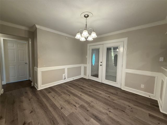 10403 Sandra Lynn Drive, Dallas, TX 75228
