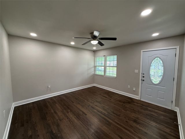 10403 Sandra Lynn Drive, Dallas, TX 75228