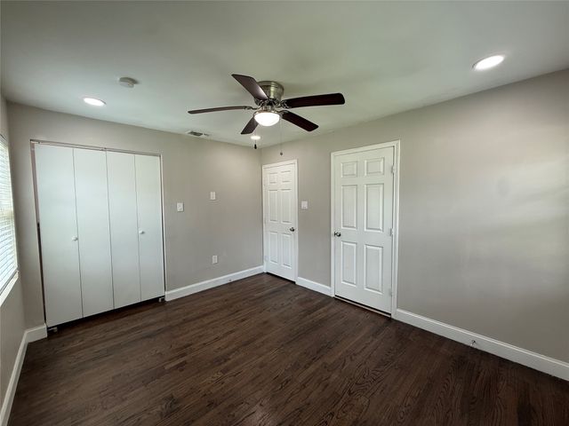 10403 Sandra Lynn Drive, Dallas, TX 75228