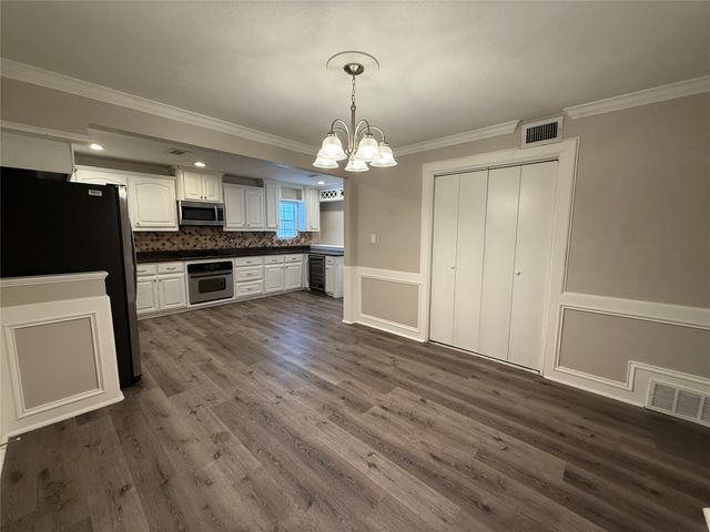 10403 Sandra Lynn Drive, Dallas, TX 75228