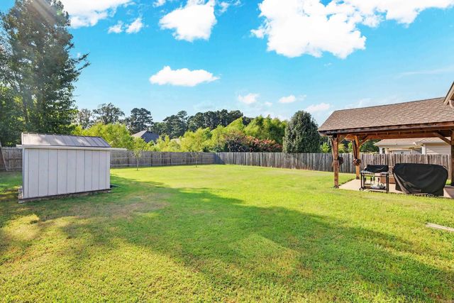 1545 Del Rey Court, Benton, AR 72019