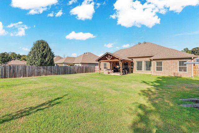 1545 Del Rey Court, Benton, AR 72019