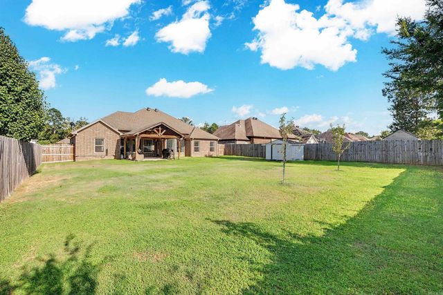 1545 Del Rey Court, Benton, AR 72019