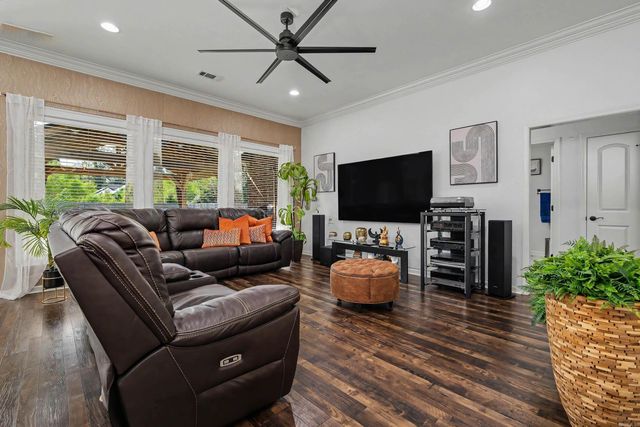 1545 Del Rey Court, Benton, AR 72019