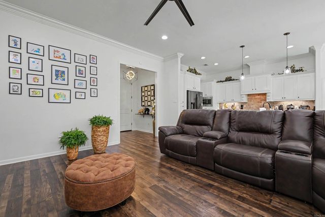 1545 Del Rey Court, Benton, AR 72019