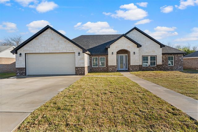 470 Elmwood Drive, Woodway, TX 76712