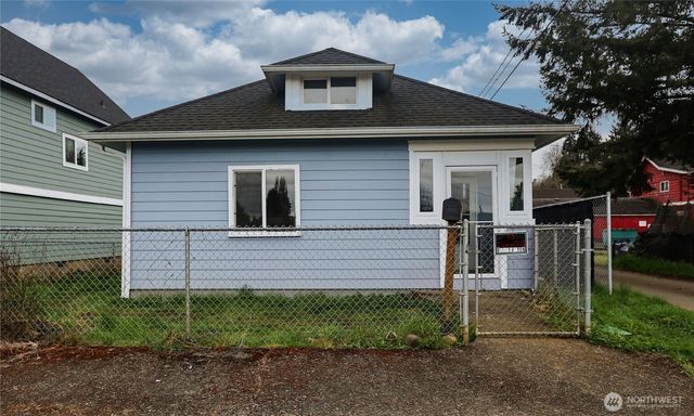 912 Ramer Avenue, Hoquiam, WA 98550