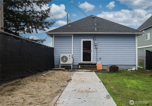 912 Ramer Avenue, Hoquiam, WA 98550