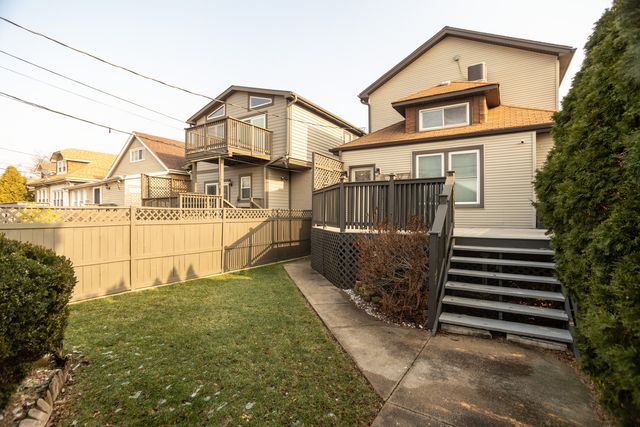 3728 N Oak Park Avenue, Chicago, IL 60634