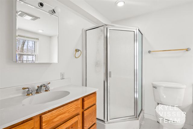 4455 Cloverleaf Drive, Grand Rapids, MI 49546