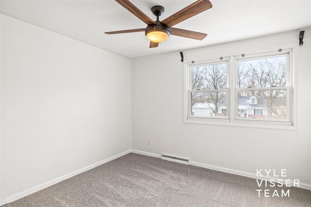 4455 Cloverleaf Drive, Grand Rapids, MI 49546