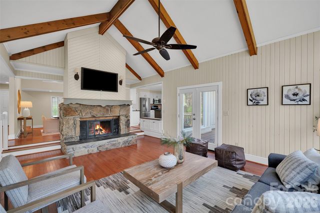 10311 Stonemede Lane, Matthews, NC 28105