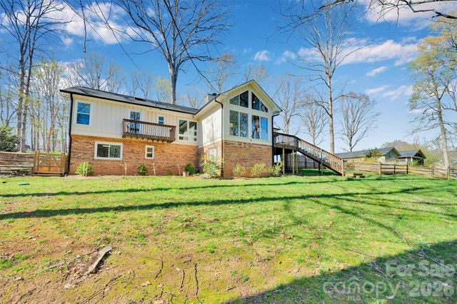 10311 Stonemede Lane, Matthews, NC 28105