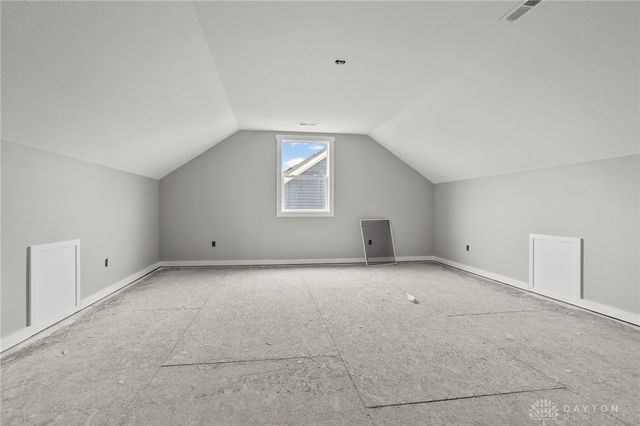 1050 Rosenthal Drive, Tipp City, OH 45371