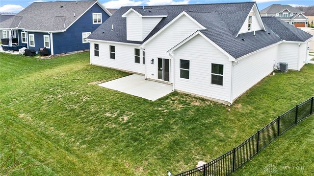 1050 Rosenthal Drive, Tipp City, OH 45371