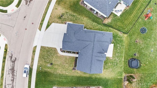 1050 Rosenthal Drive, Tipp City, OH 45371