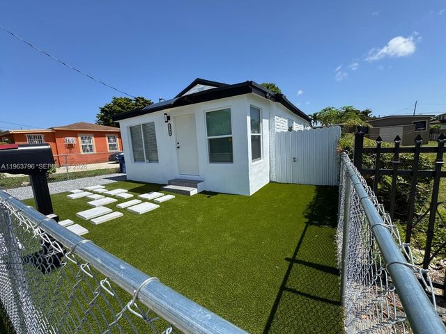 1794 NW 74th Ter, Miami, FL 33147