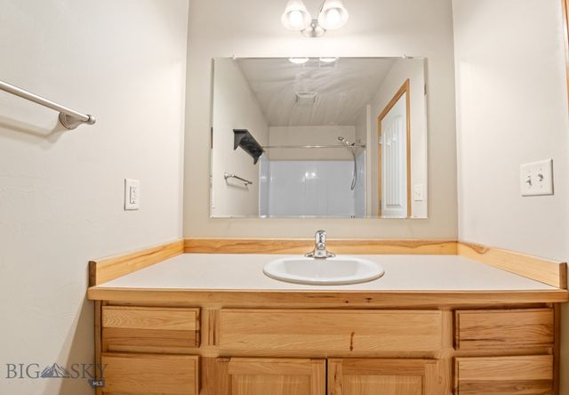 970 N River Rock Drive, Belgrade, MT 59714