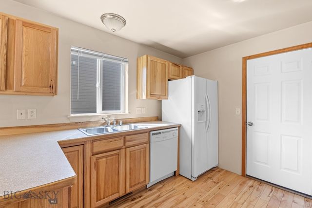 970 N River Rock Drive, Belgrade, MT 59714