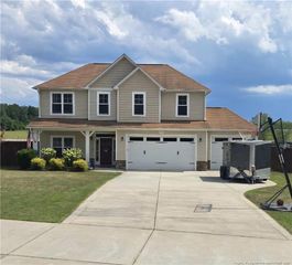 301 Woodington Road, Hope Mills, NC 28348