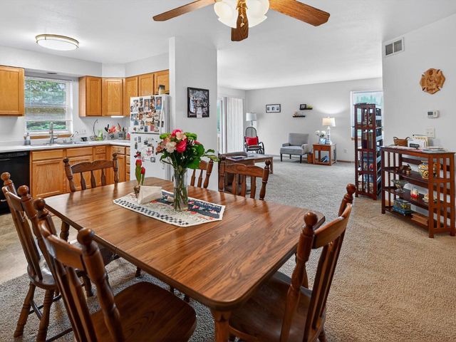 808A N Clover Lane, Cottage Grove, WI 53527