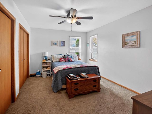 808A N Clover Lane, Cottage Grove, WI 53527