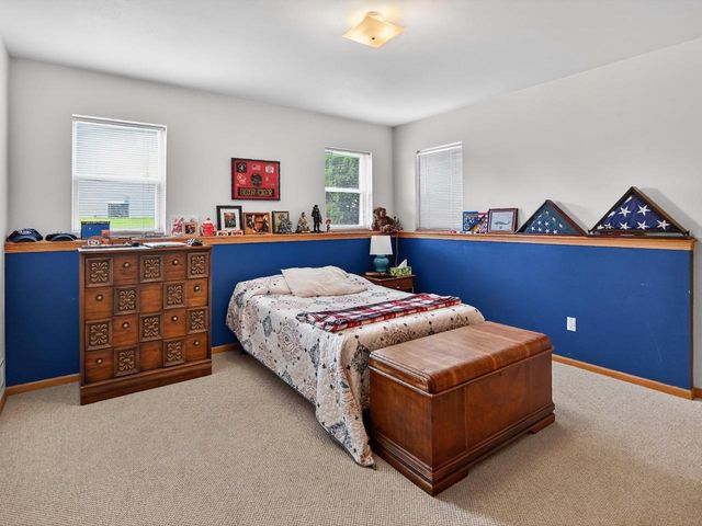 808A N Clover Lane, Cottage Grove, WI 53527