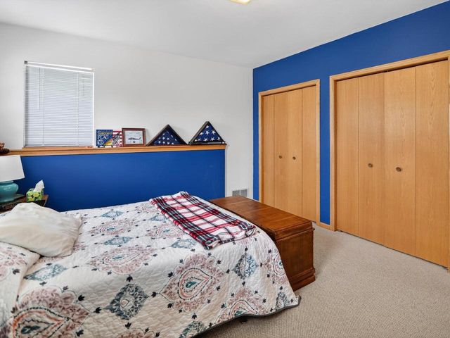 808A N Clover Lane, Cottage Grove, WI 53527