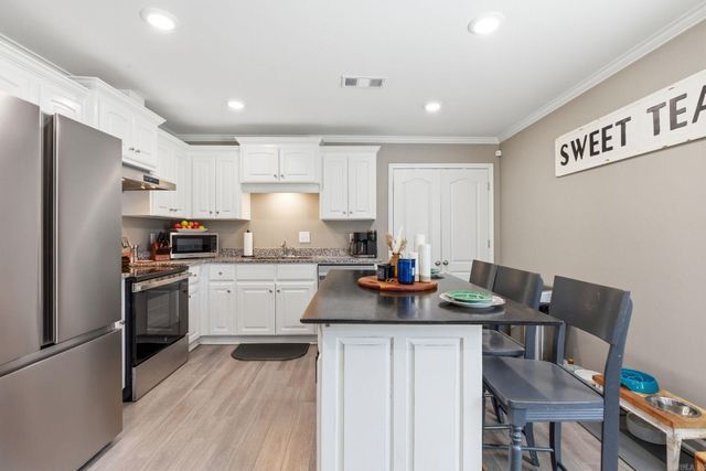 617 Cloverdale Road, Jacksonville, AR 72076