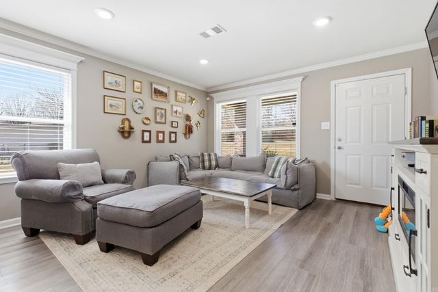 617 Cloverdale Road, Jacksonville, AR 72076