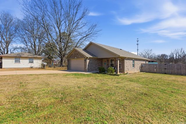 617 Cloverdale Road, Jacksonville, AR 72076