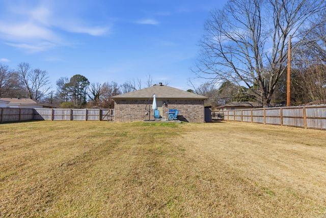 617 Cloverdale Road, Jacksonville, AR 72076