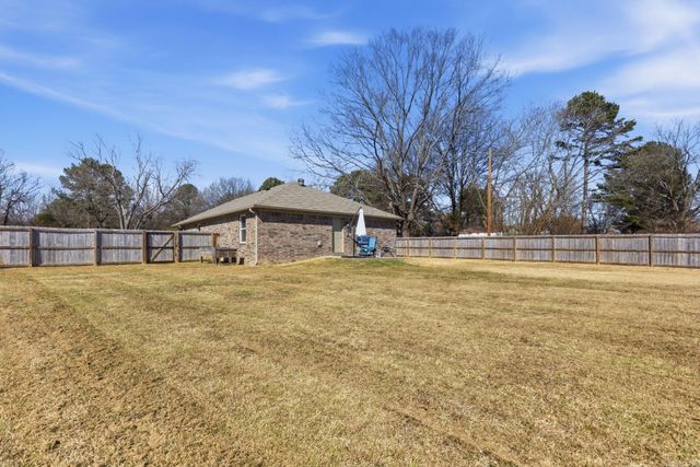 617 Cloverdale Road, Jacksonville, AR 72076