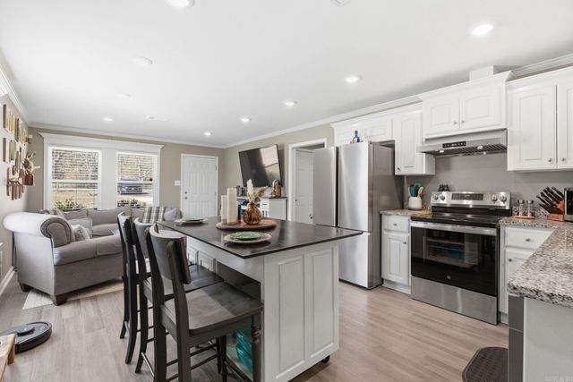 617 Cloverdale Road, Jacksonville, AR 72076