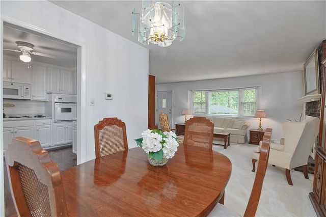 10204 W 70th Street, Merriam, KS 66203