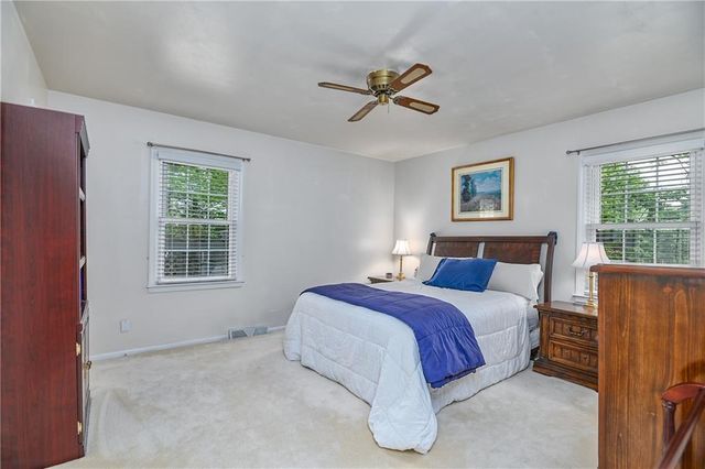 10204 W 70th Street, Merriam, KS 66203