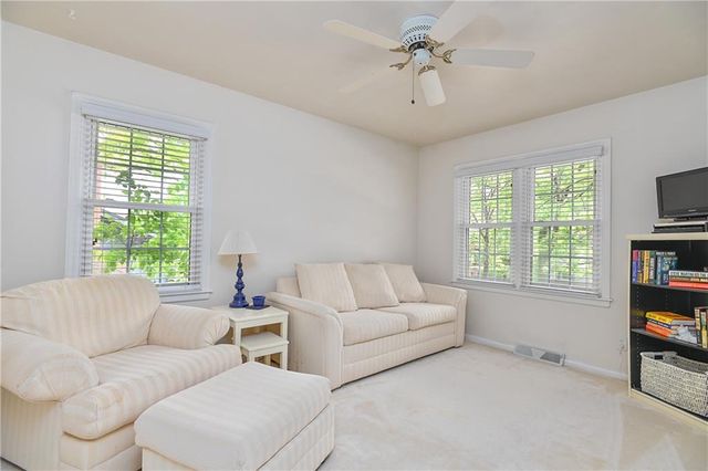 10204 W 70th Street, Merriam, KS 66203