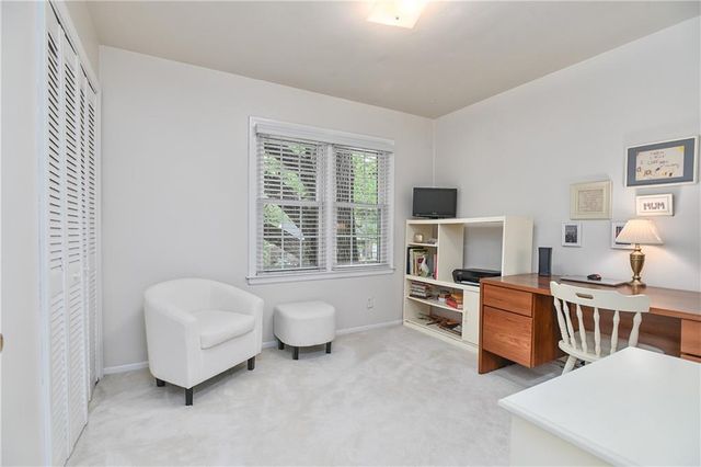 10204 W 70th Street, Merriam, KS 66203