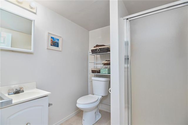 10204 W 70th Street, Merriam, KS 66203